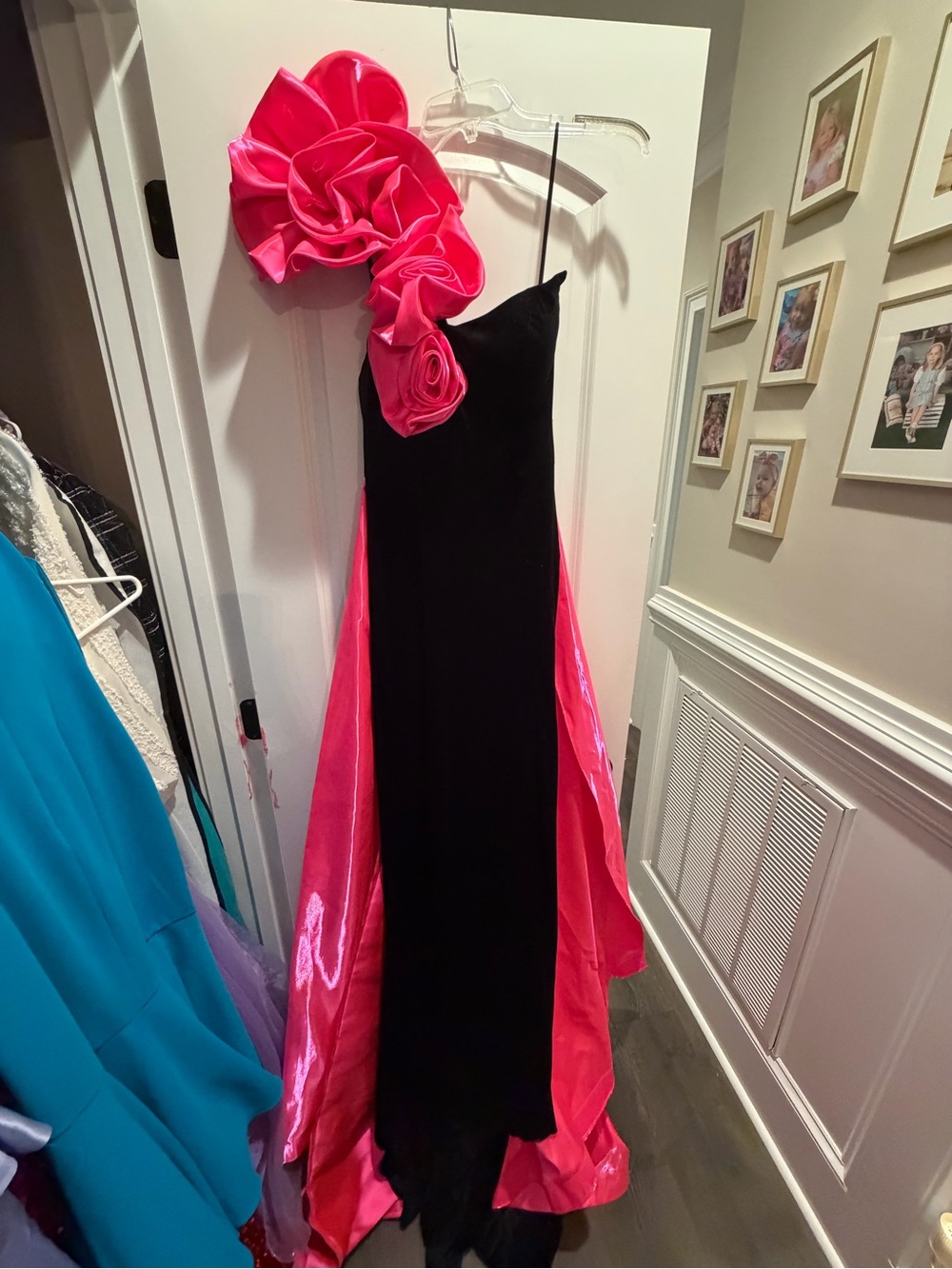 Black and Hot Pink One-Shoulder Evening Gown with Floral Accent - Picture 3 of 4